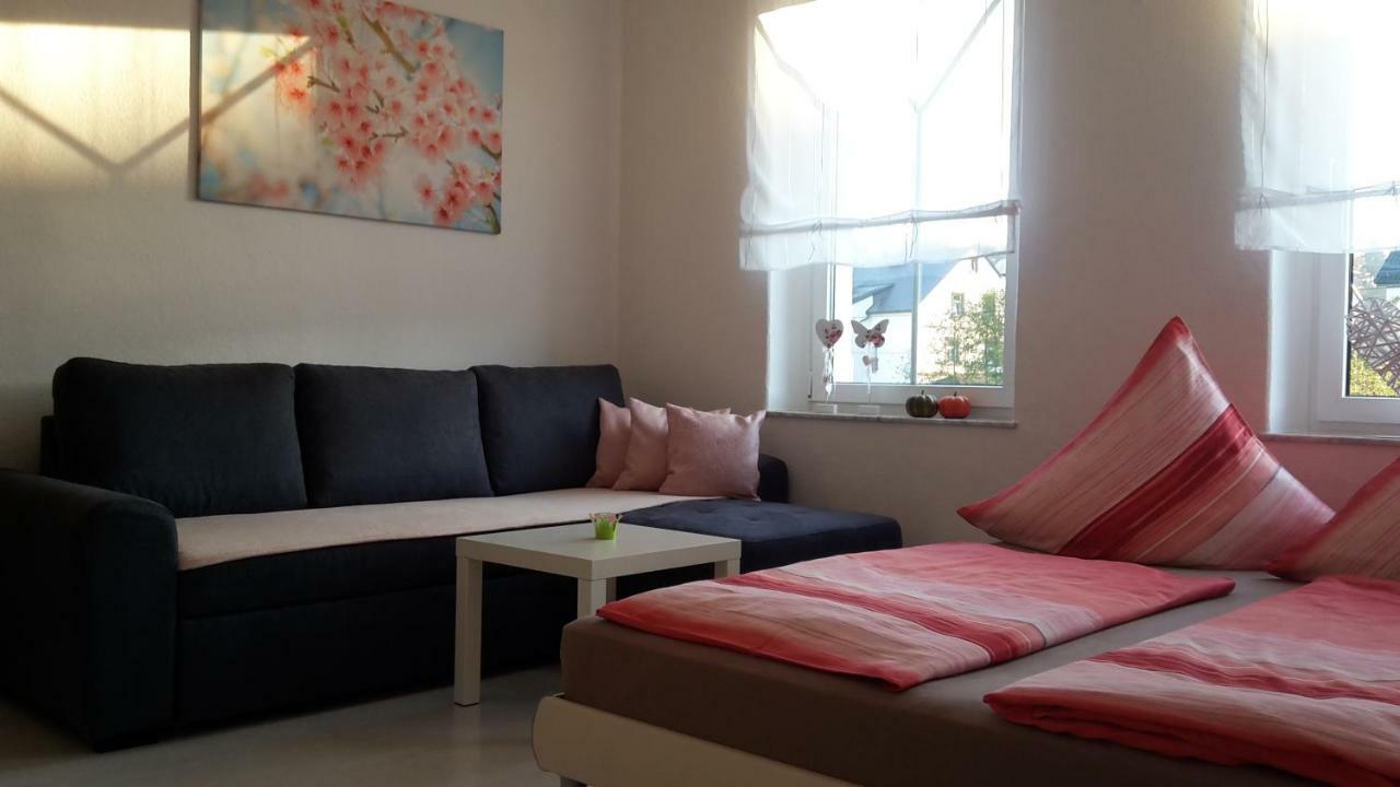 קמניץ Ferienwohnung "An Der Wuerschnitz" מראה חיצוני תמונה